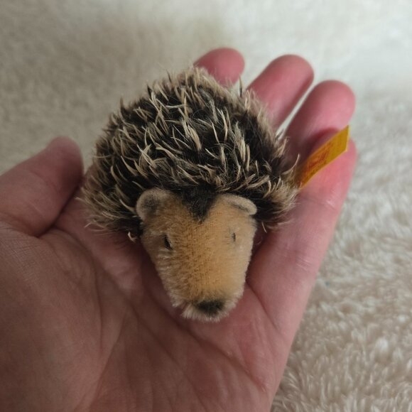 Vintage Miniature Steiff Hedgehog - Picture 1 of 5